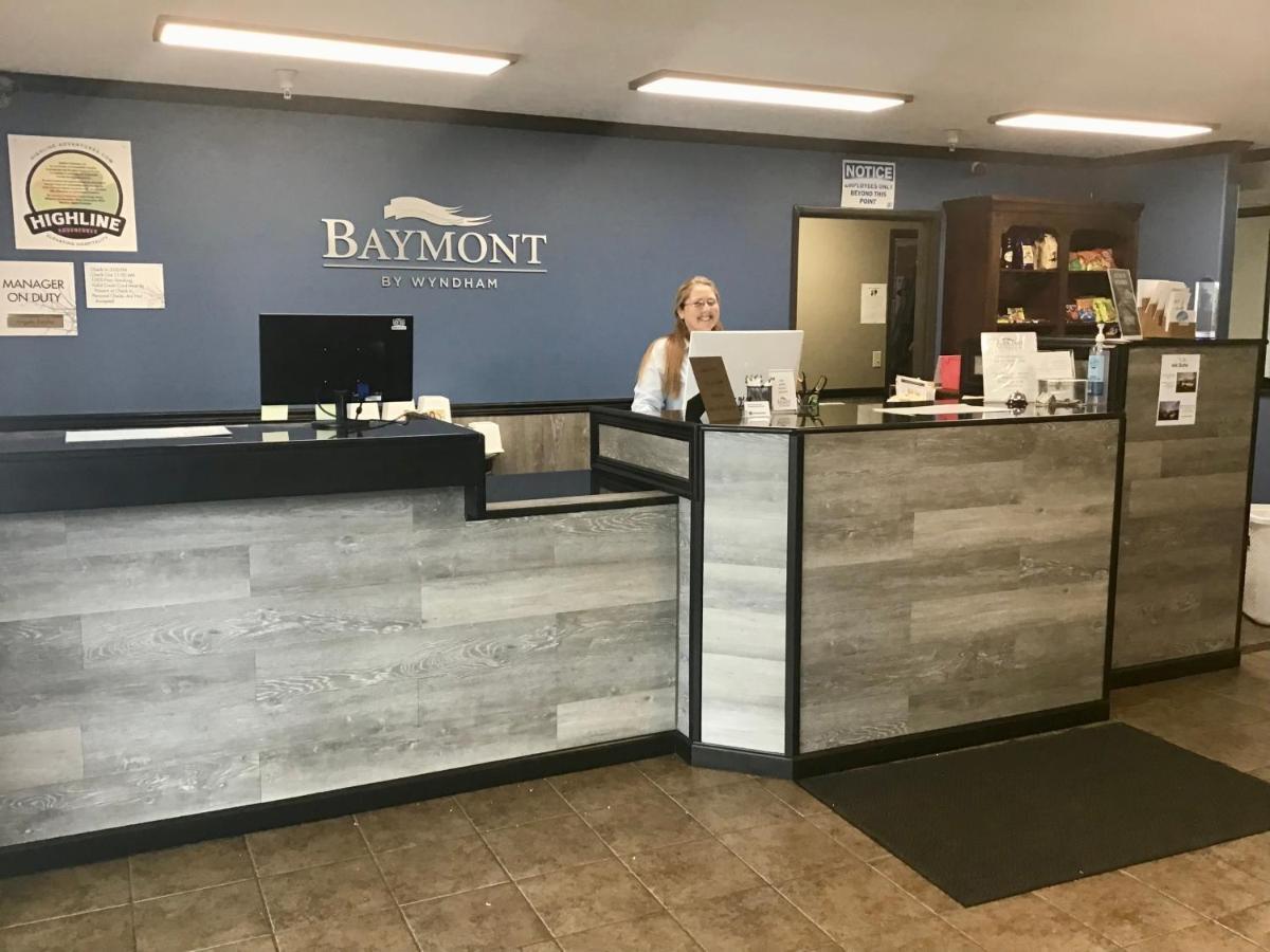 Baymont By Wyndham Bozeman Motell Exteriör bild
