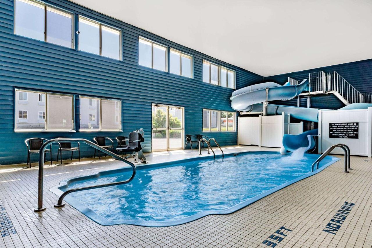 Baymont By Wyndham Bozeman Motell Exteriör bild